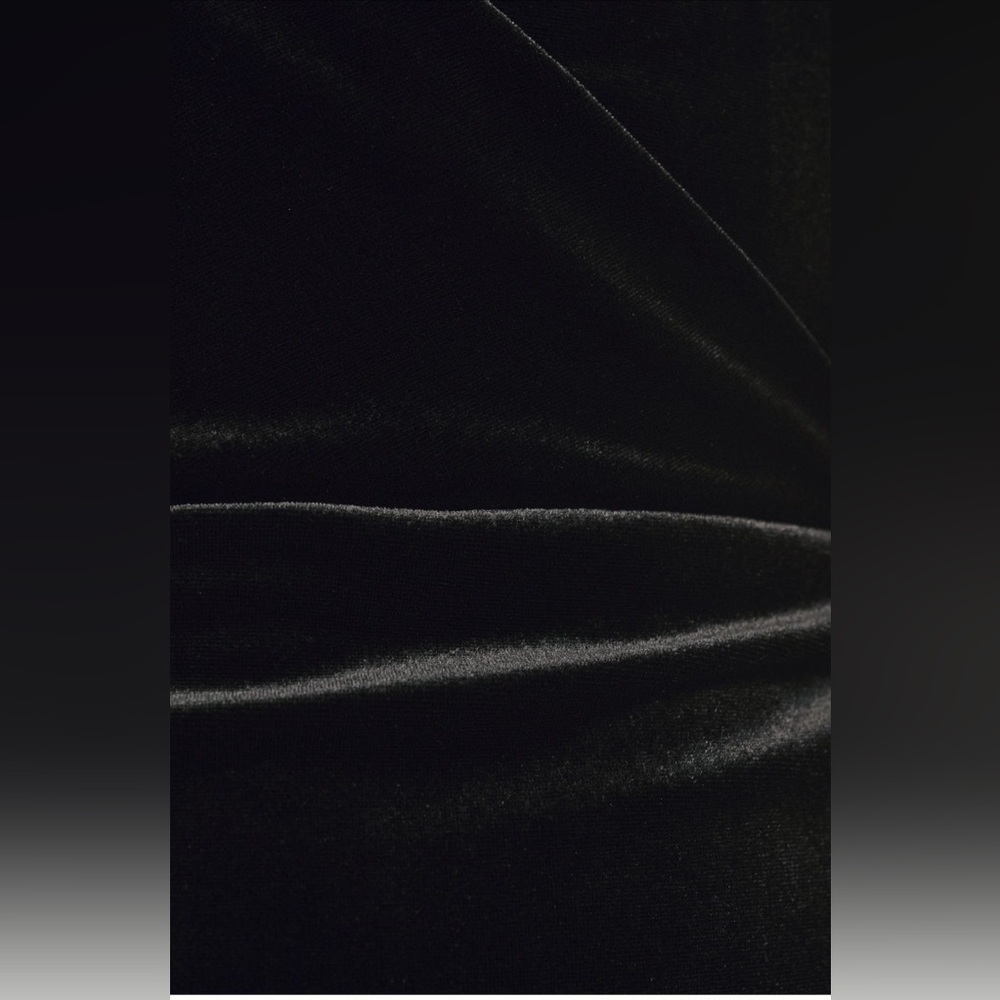 Anthropologie Jenny Yoo Cassandra Strapless
Stretch Velvet Gown, Black, Sz 12 - Picture 4 of 6